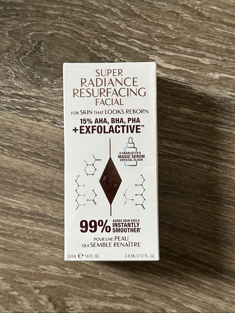 Charlotte Tilbury Super Radiance Resurfacing Facial - Picture 10 of 12